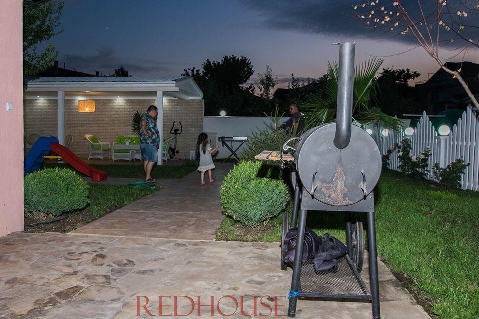 Red House Family Hotel Ravda Exterior photo